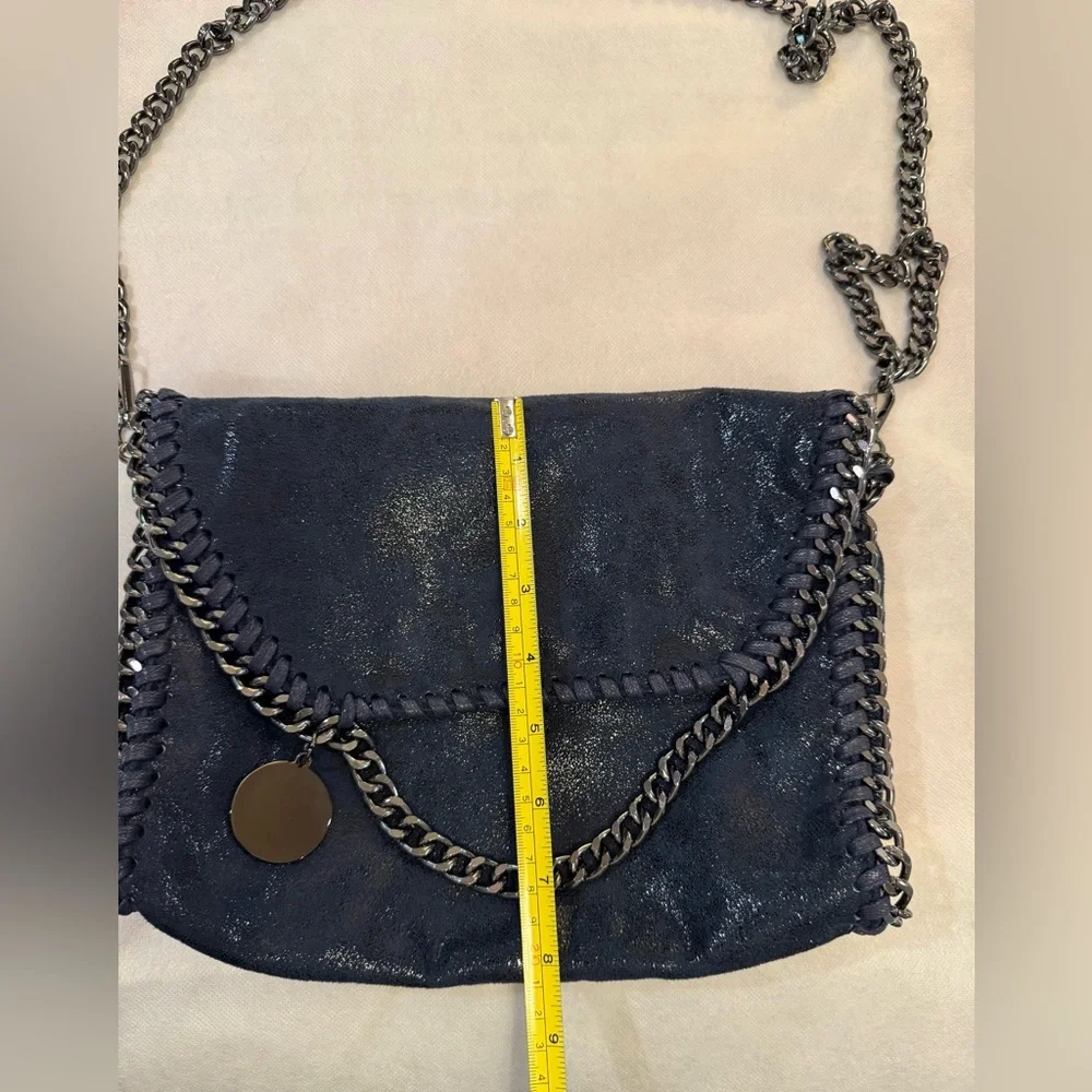Mersi Alicia Crossbody bag. 11x8.25” with adjustable strap - Picture 8 of 10
